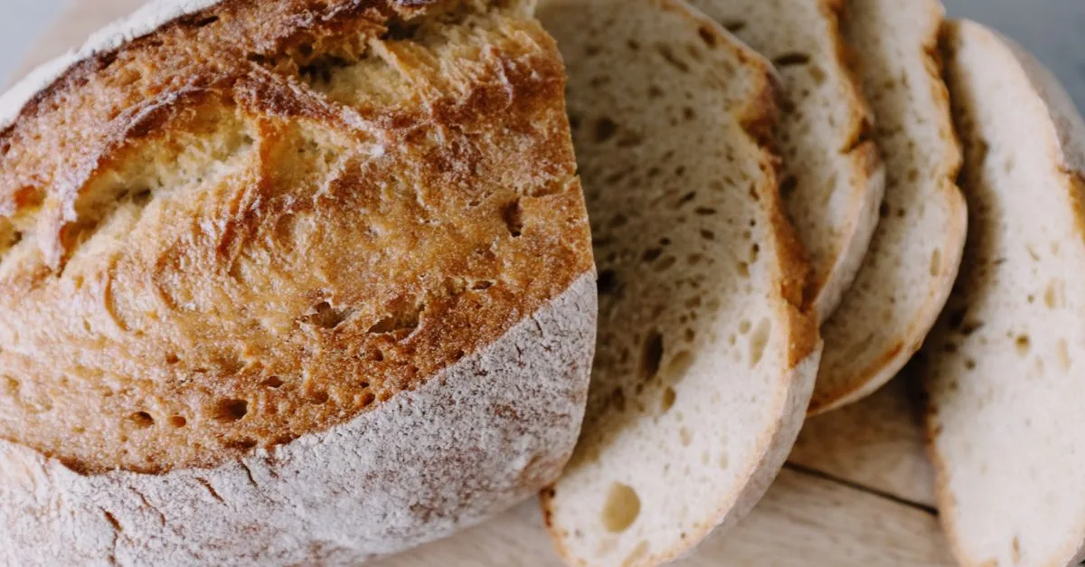 découvrez comment doser parfaitement votre levain pour des pains au levain réussis à chaque fois. guide pratique sur la quantité idéale de levain à utiliser.